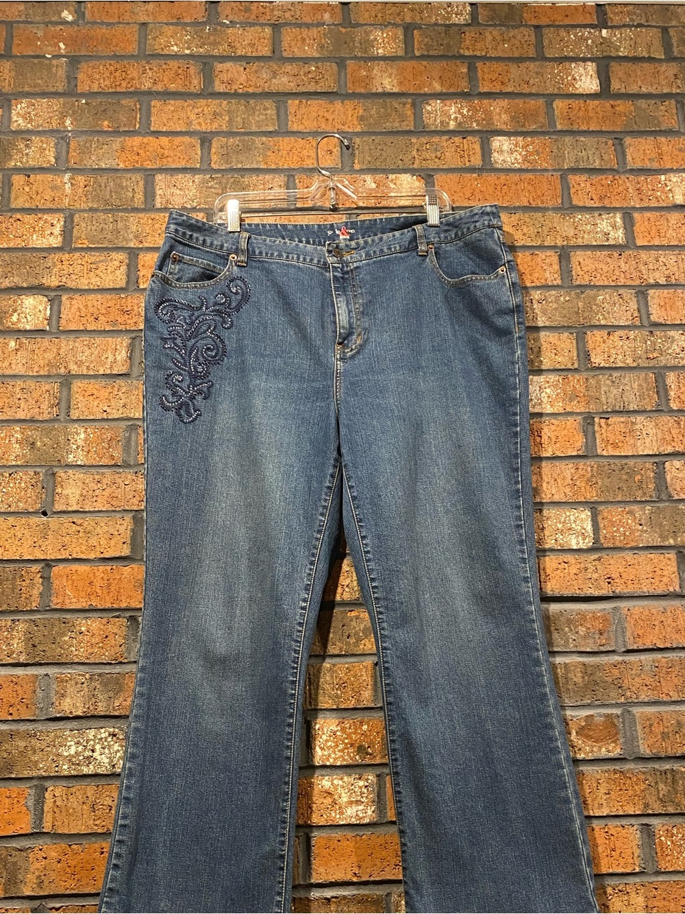 STYLE & CO. CLASSIC BLUE JEAN with BEAUTIFUL BEADED APPLIQUÉ - Picture 16 of 16